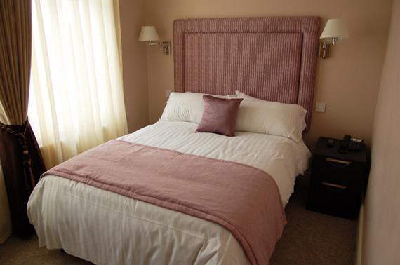 Hornchurch Devonshire Hotel חדר תמונה